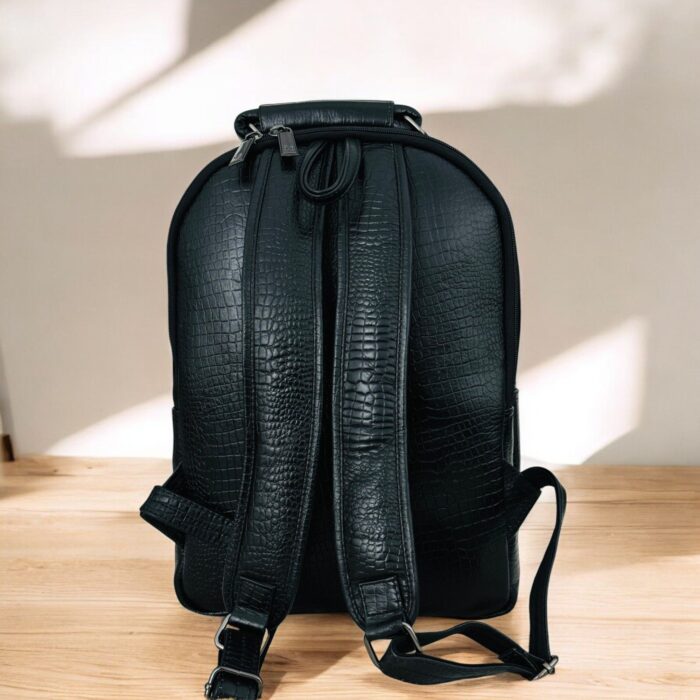 Black Leather Laptop Bag With Multiple Compartments crocodile Texture