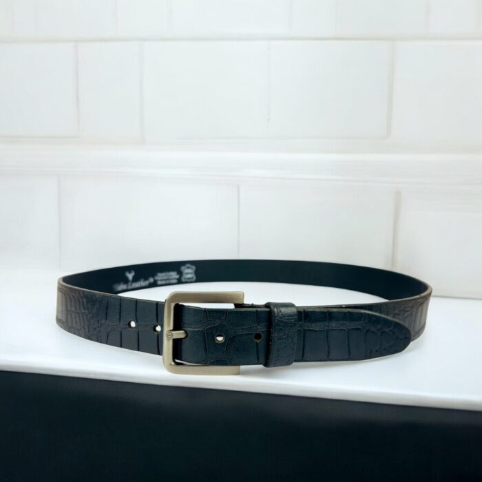 Black crocodile-embossed leather belt for men, luxury leather belt with polished metal buckle, premium croc-textured leather belt for formal and casual wear.