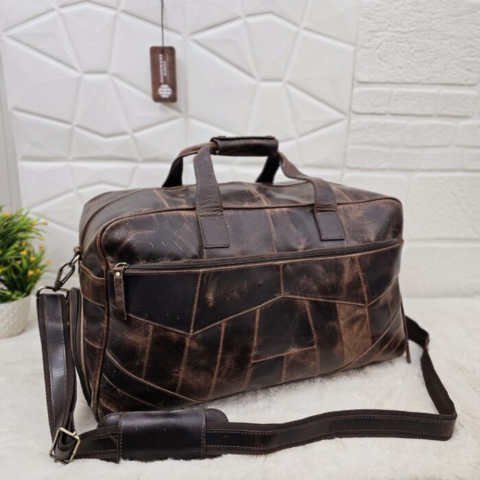 Handcrafted Brown Leather Duffle Bag – Vintage Full-Grain Leather Weekender