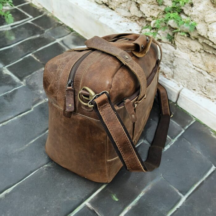 Vintage Brown Leather Duffle Bag – Handcrafted Full-Grain Weekender for Travel and Gym